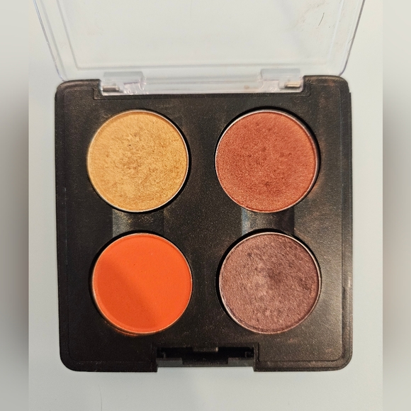 MAC Eyeshadow Singles with Magnetic Pro Palette Refill Pan - Picture 2 of 6